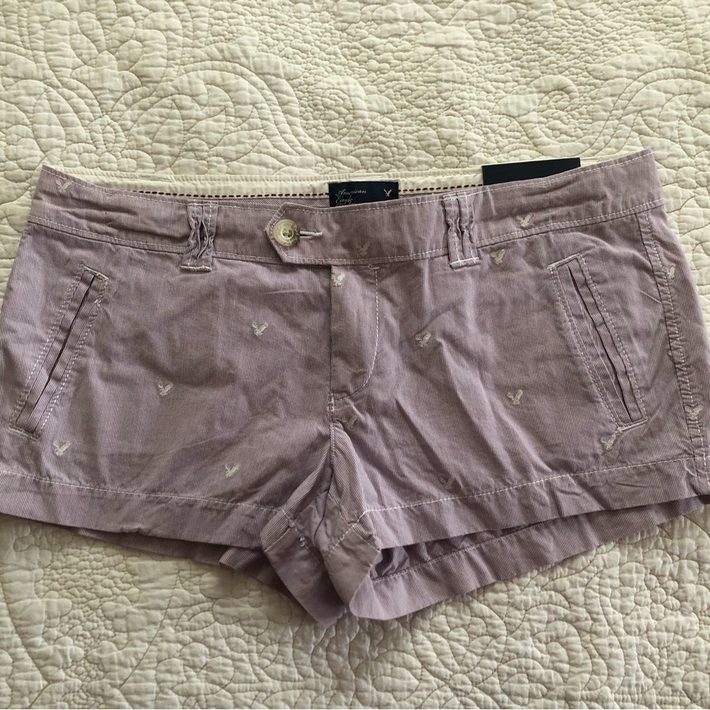 🎉SALE!!🎉 American Eagle Outfitters Purple & White Striped Short Sz 6